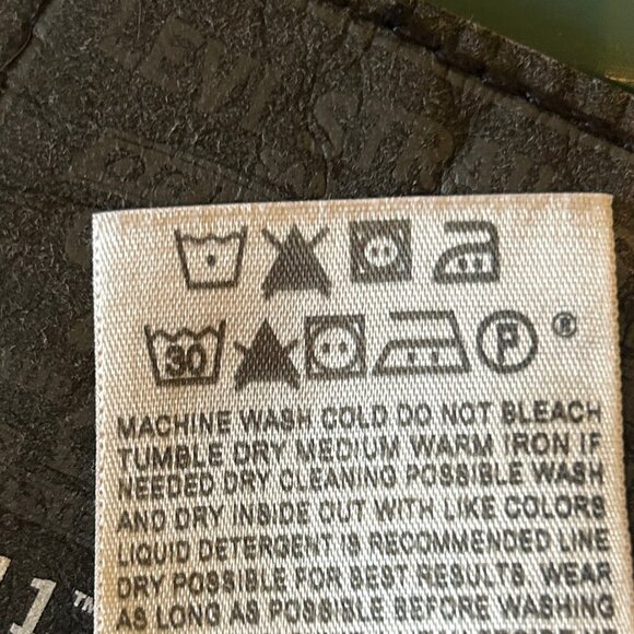 Levi's women's white skinny jeans, sz W30 L30 - Picture 12 of 13